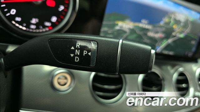 Mercedes-Benz E-Class E200 Avantgarde