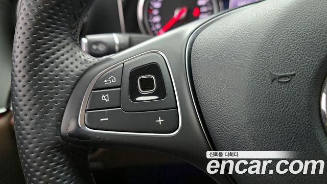 Mercedes-Benz E-Class E200 Avantgarde