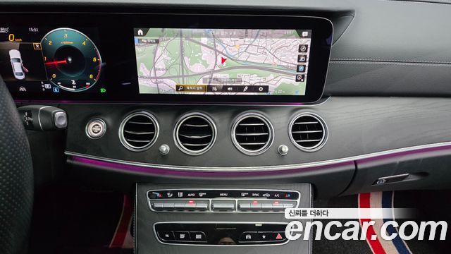 Mercedes-Benz E-Class E220d 4MATIC AMG Line