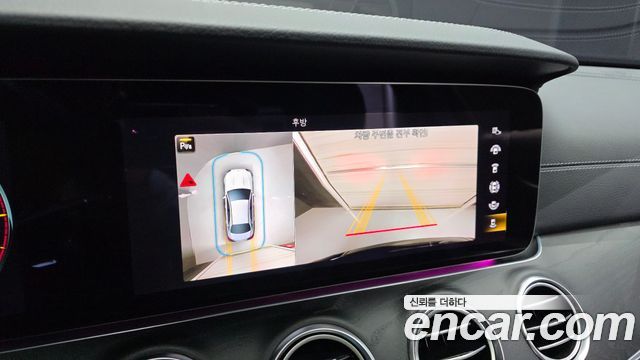 Mercedes-Benz E-Class E220d 4MATIC AMG Line
