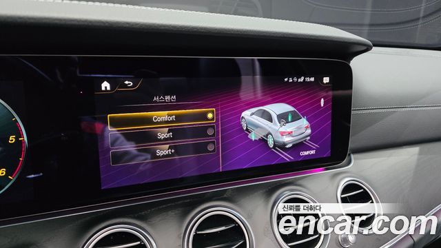 Mercedes-Benz E-Class E220d 4MATIC AMG Line