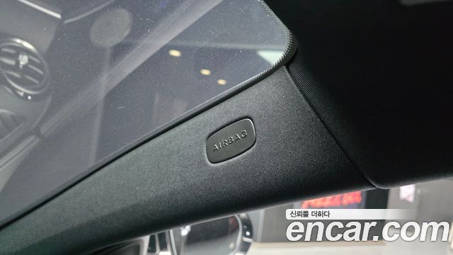 Mercedes-Benz E-Class E220d 4MATIC AMG Line