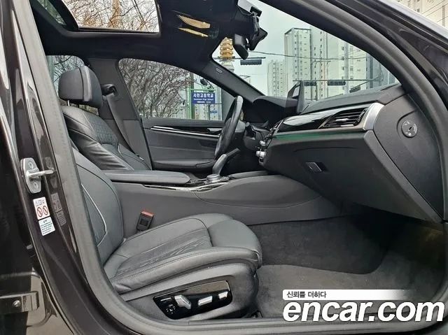 BMW 5-Series 523d xDrive M Sport