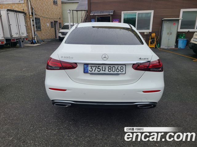 Mercedes-Benz E-Class E220d 4MATIC Exclusive