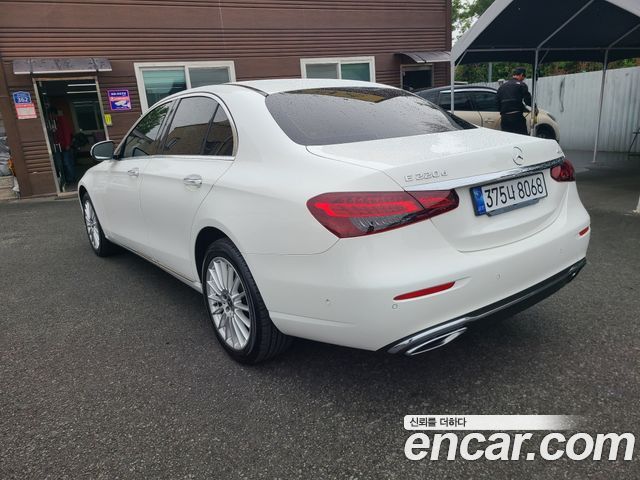 Mercedes-Benz E-Class E220d 4MATIC Exclusive