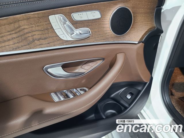 Mercedes-Benz E-Class E220d 4MATIC Exclusive