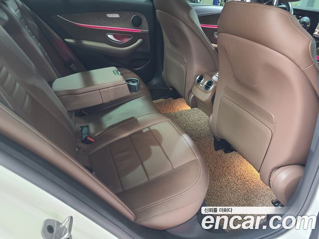 Mercedes-Benz E-Class E220d 4MATIC Exclusive