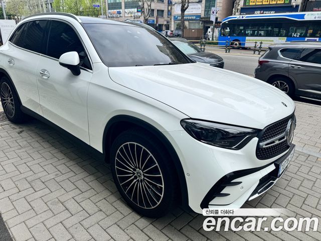 Mercedes-Benz GLC-Class GLC300 4MATIC AMG Line