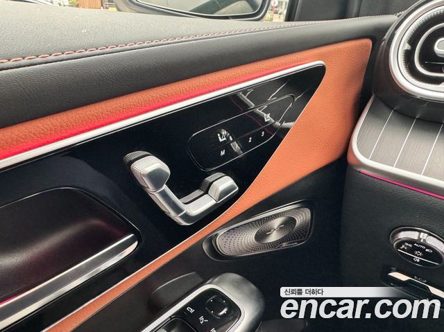 Mercedes-Benz GLC-Class GLC300 4MATIC AMG Line