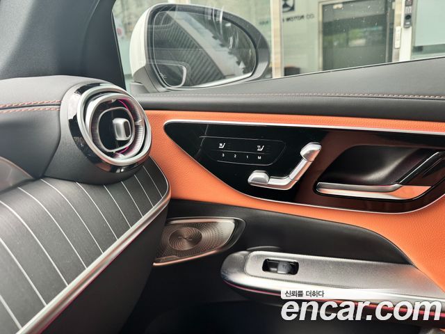 Mercedes-Benz GLC-Class GLC300 4MATIC AMG Line