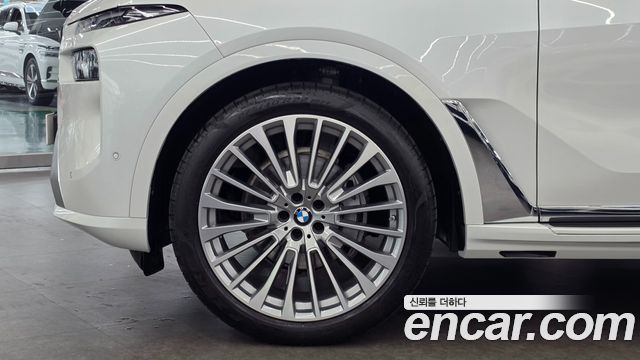 BMW X7 xDrive 40i Design Pure Excellence 7-Seater