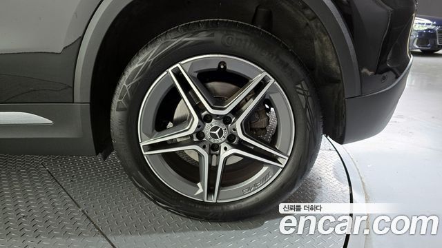 Mercedes-Benz GLA-Class GLA250 4MATIC