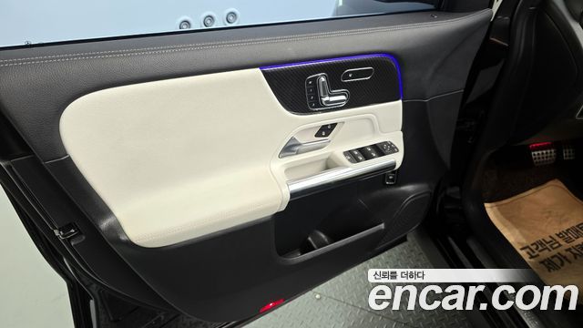 Mercedes-Benz GLA-Class GLA250 4MATIC