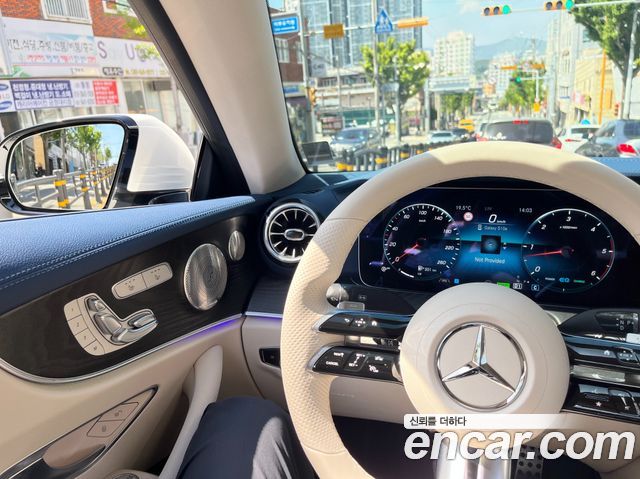 Mercedes-Benz E-Class E300d 4MATIC Coupe