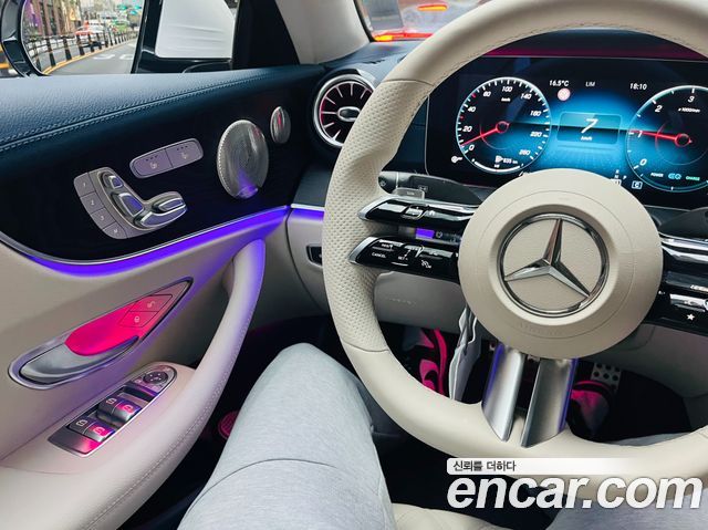Mercedes-Benz E-Class E300d 4MATIC Coupe