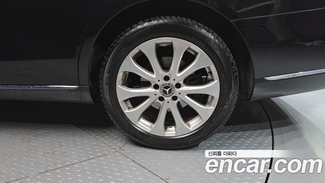 Mercedes-Benz E-Class E220d 4MATIC Exclusive