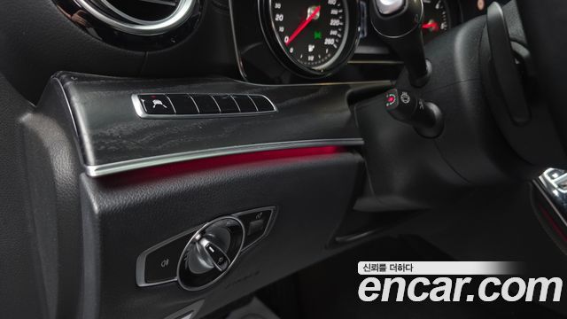 Mercedes-Benz E-Class E220d 4MATIC Exclusive