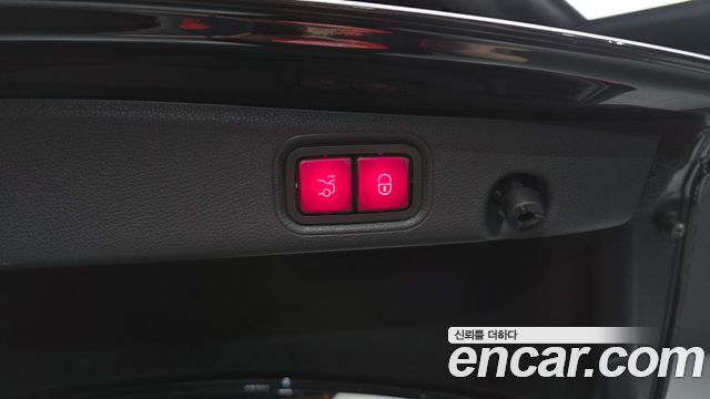 Mercedes-Benz E-Class E220d 4MATIC Exclusive