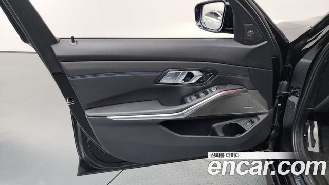 BMW 3-Series 320d M Sport