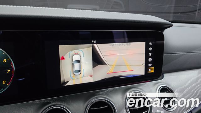 Mercedes-Benz E-Class E350 4MATIC AMG Line