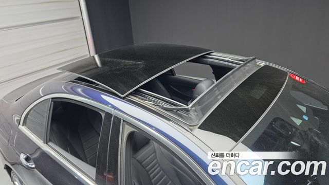 Mercedes-Benz E-Class E350 4MATIC AMG Line