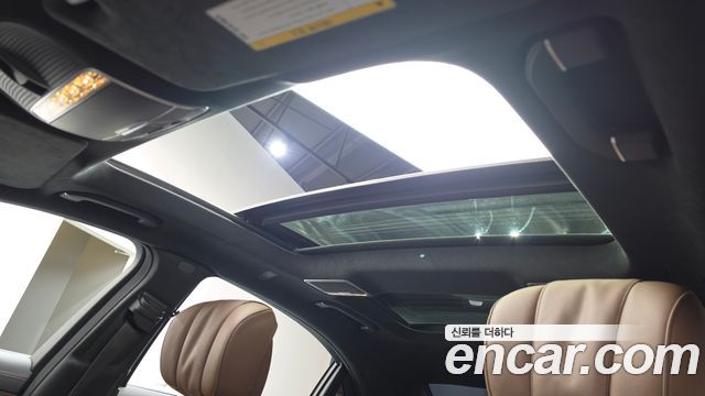 Mercedes-Benz S-Class S560L 4MATIC