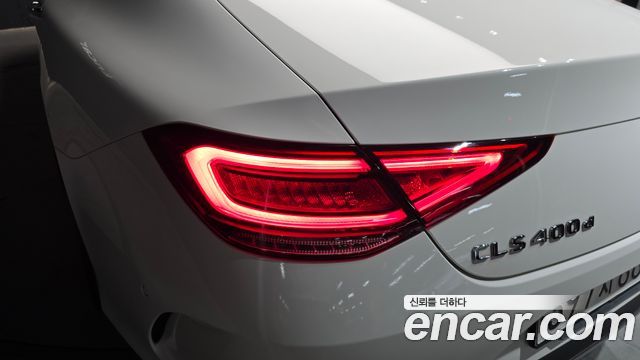 Mercedes-Benz CLS-Class CLS300d AMG Line