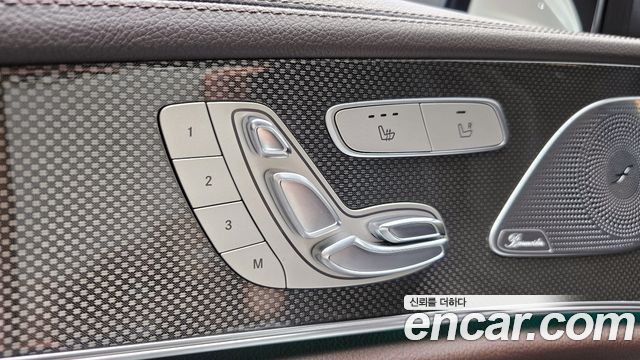 Mercedes-Benz CLS-Class CLS300d AMG Line