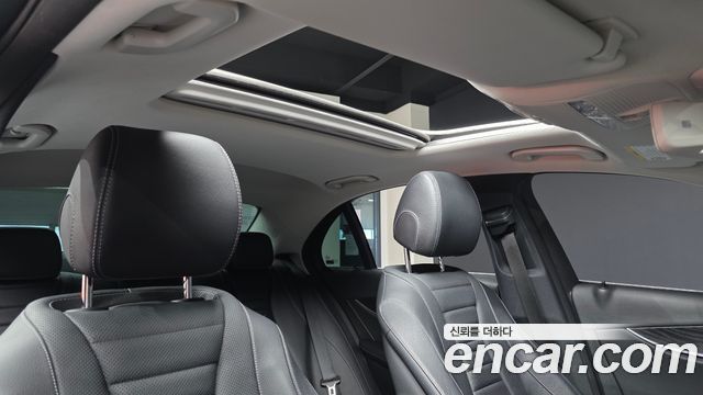 Mercedes-Benz E-Class E300 AV Intelligent Drive