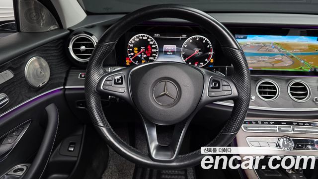 Mercedes-Benz E-Class E300 AV Intelligent Drive