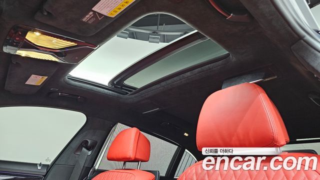BMW 7-Series M760Li xDrive