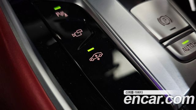BMW 7-Series M760Li xDrive