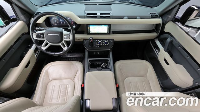 Land Rover Defender 110 D250 SE