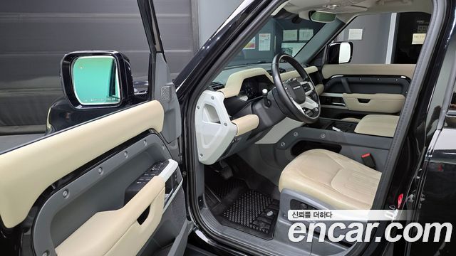 Land Rover Defender 110 D250 SE