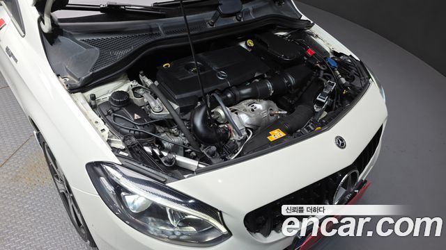 Mercedes-Benz B-Class B220