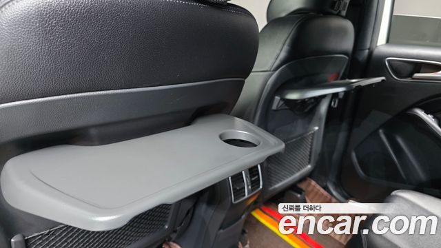 Mercedes-Benz B-Class B220