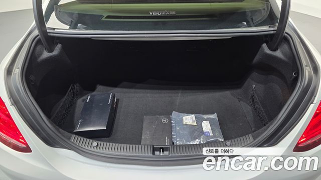Mercedes-Benz C-Class C200