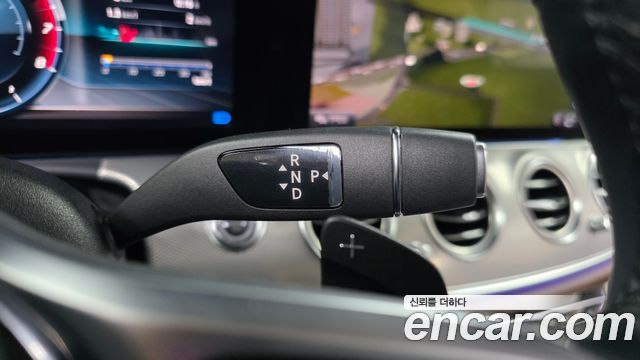 Mercedes-Benz E-Class E300 4MATIC AMG Line