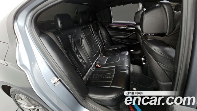 BMW 5-Series 520d xDrive M Sport Package Plus