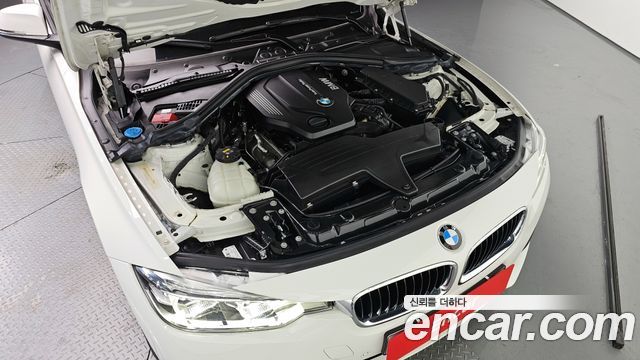 BMW 3-Series 320d