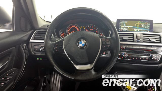 BMW 3-Series 320d