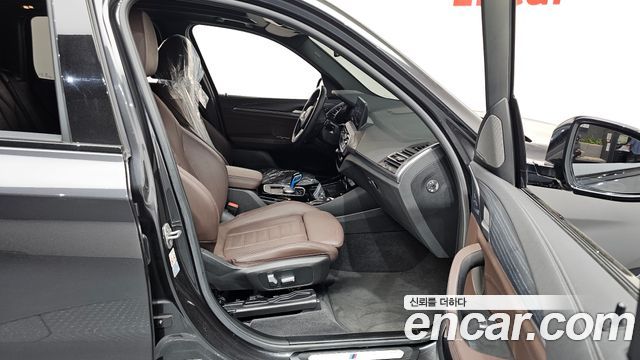 BMW iX3 M Sports