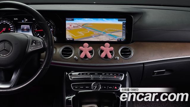 Mercedes-Benz E-Class E220d 4MATIC Exclusive