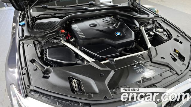 BMW 5-Series 520i M Sport