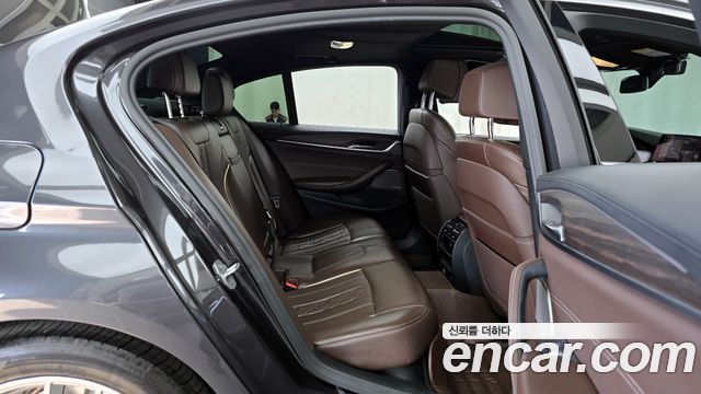 BMW 5-Series 520i M Sport