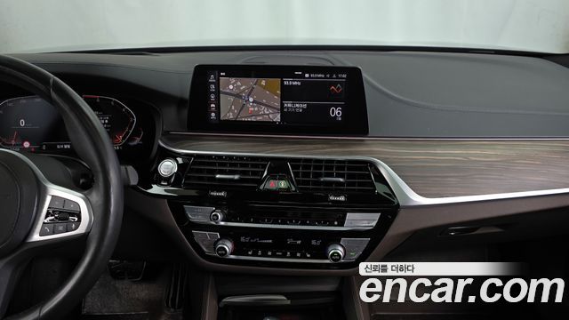 BMW 5-Series 520i M Sport