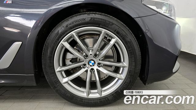 BMW 5-Series 520i M Sport