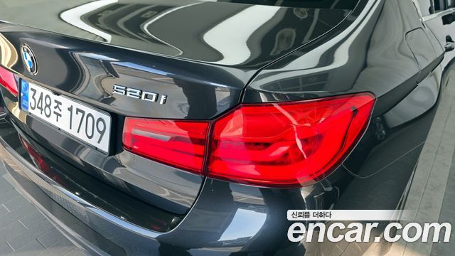 BMW 5-Series 520i M Sport