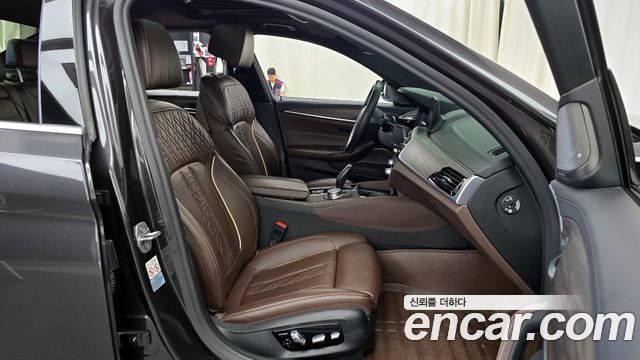BMW 5-Series 520i M Sport