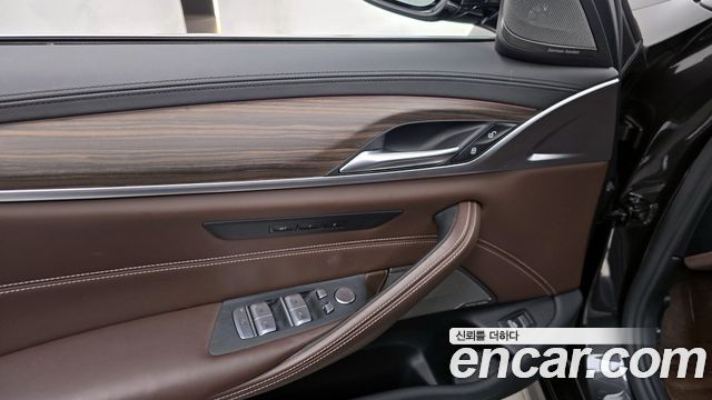 BMW 5-Series 520i M Sport